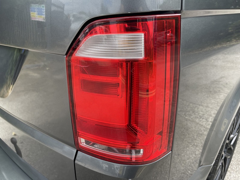 Volkswagen Transporter 2.0 TDI T30 BlueMotion Tech Highline FWD LWB Euro 6 (s/s) 5dr - U1028