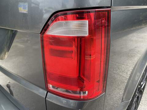 Volkswagen Transporter 2.0 TDI T30 BlueMotion Tech Highline FWD LWB Euro 6 (s/s) 5dr - U1028