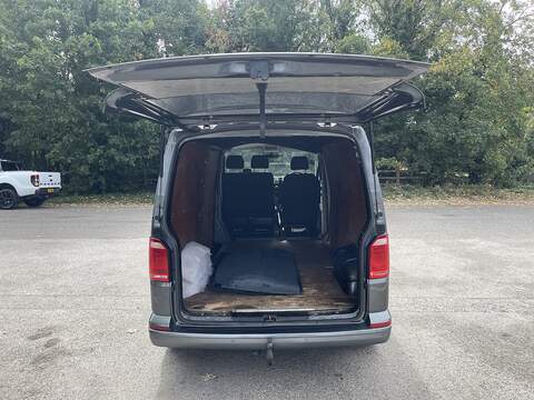 Volkswagen Transporter 2.0 TDI T30 BlueMotion Tech Highline FWD LWB Euro 6 (s/s) 5dr - U1028