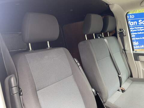 Volkswagen Transporter 2.0 TDI T30 BlueMotion Tech Highline FWD LWB Euro 6 (s/s) 5dr - U1028