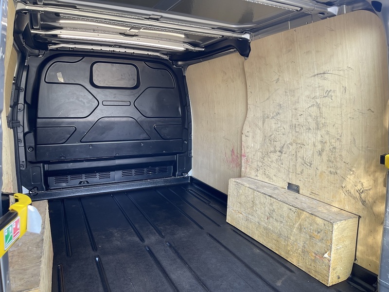 Ford Transit Custom 2.0 280 EcoBlue Limited Auto L1 H1 Euro 6 5dr - U1030