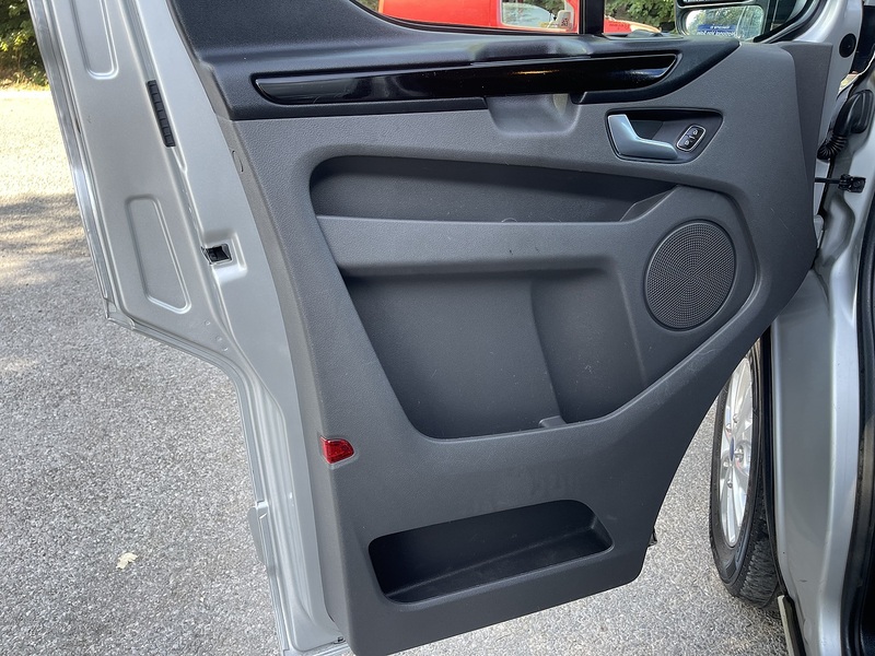 Ford Transit Custom 2.0 280 EcoBlue Limited Auto L1 H1 Euro 6 5dr - U1030