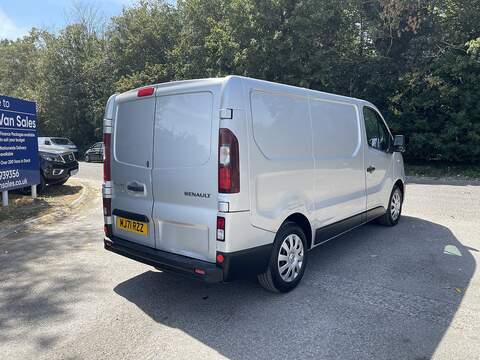 Renault Trafic 2.0 dCi ENERGY 28 Business+ SWB Standard Roof Euro 6 (s/s) 5dr - U1031