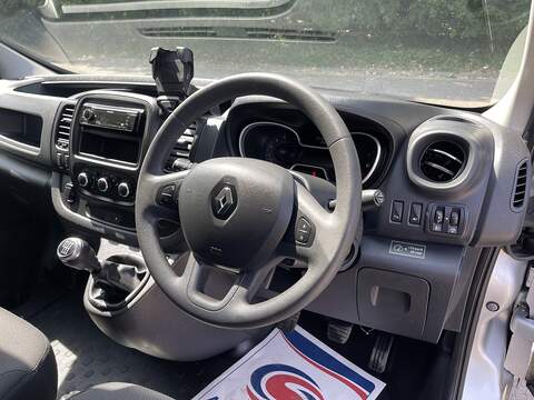 Renault Trafic 2.0 dCi ENERGY 28 Business+ SWB Standard Roof Euro 6 (s/s) 5dr - U1031