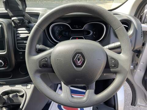 Renault Trafic 2.0 dCi ENERGY 28 Business+ SWB Standard Roof Euro 6 (s/s) 5dr - U1031