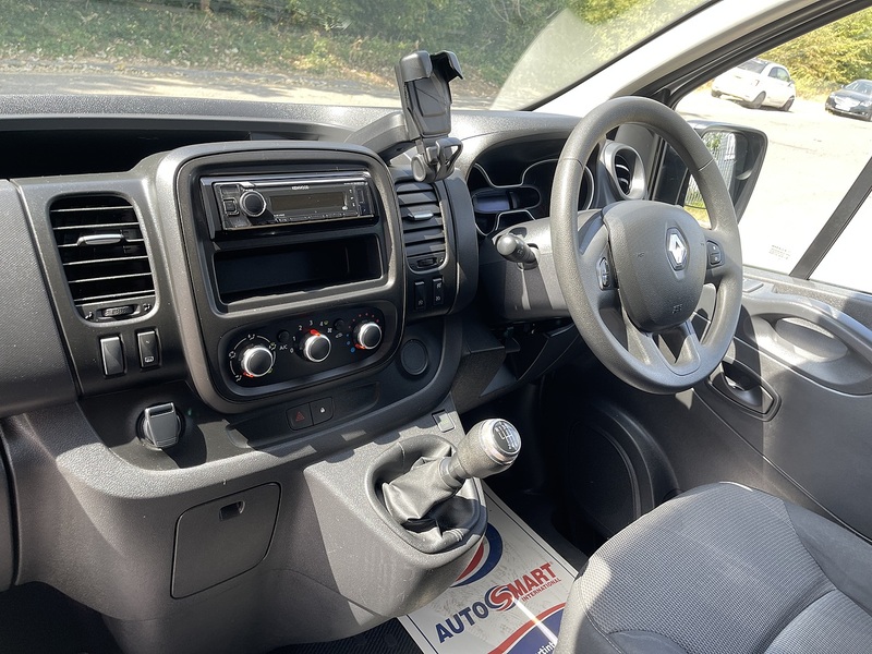 Renault Trafic 2.0 dCi ENERGY 28 Business+ SWB Standard Roof Euro 6 (s/s) 5dr - U1031