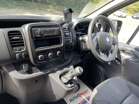 Renault Trafic 2.0 dCi ENERGY 28 Business+ SWB Standard Roof Euro 6 (s/s) 5dr - U1031