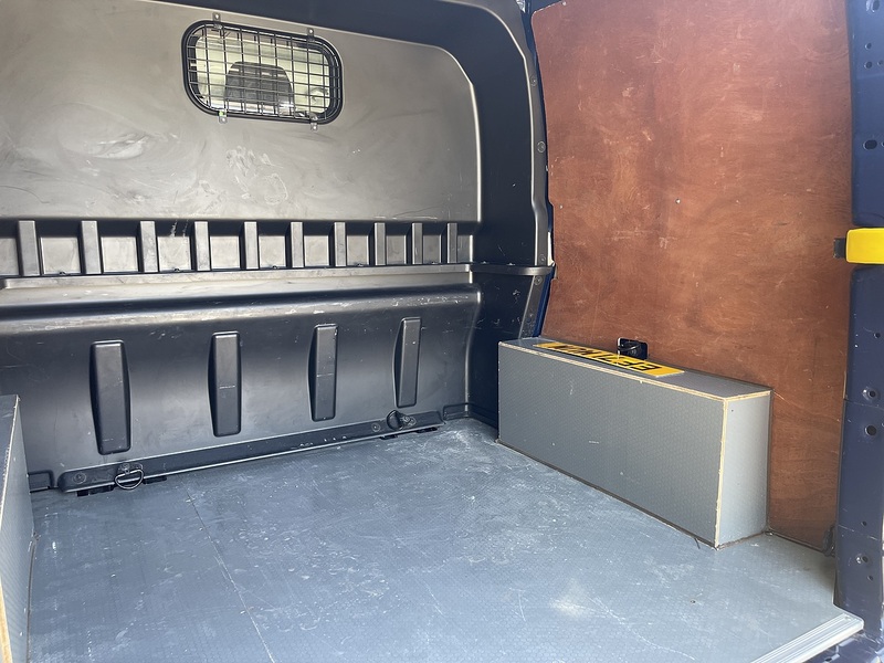 Ford Transit Custom 2.0 320 EcoBlue Trend Crew Van L1 H1 Euro 6 (s/s) 5dr - U1036