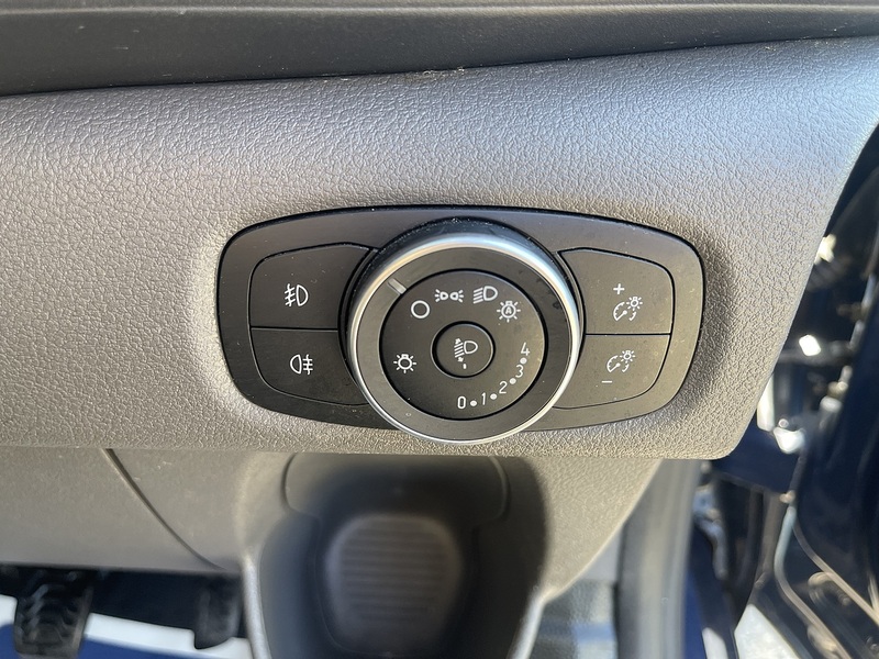 Ford Transit Custom 2.0 320 EcoBlue Trend Crew Van L1 H1 Euro 6 (s/s) 5dr - U1036