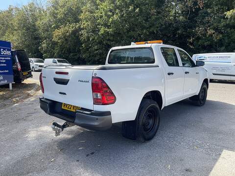 Toyota Hilux 2.4 D-4D Active Extra Cab Pickup 4WD Euro 6 (s/s) 4dr - U1037