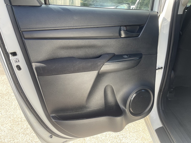 Toyota Hilux 2.4 D-4D Active Extra Cab Pickup 4WD Euro 6 (s/s) 4dr - U1037