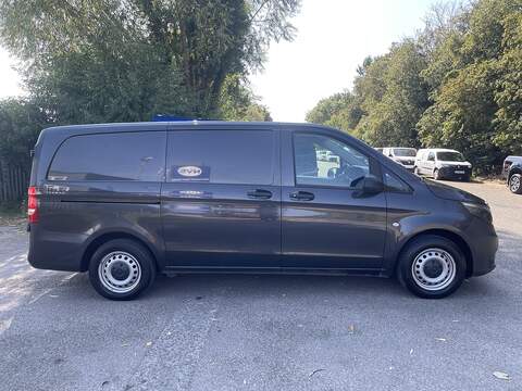 Mercedes-Benz Vito 2.0 114 CDI Progressive G-Tronic RWD L2 Euro 6 (s/s) 5dr (LWB) - U1038