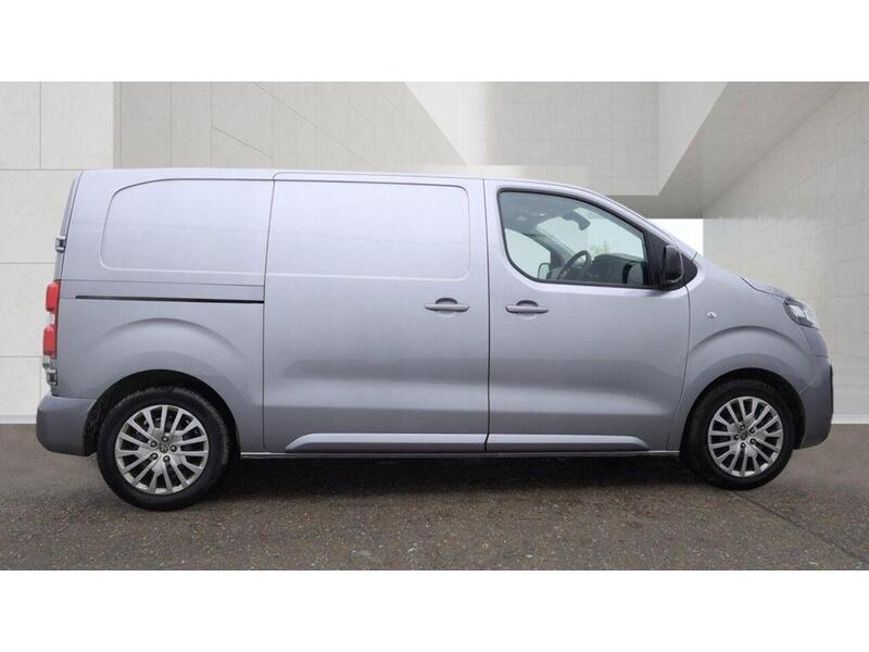 Vauxhall Vivaro 1.5 Turbo D 2700 Pro L1 H1 Euro 6 (s/s) 6dr - U1039