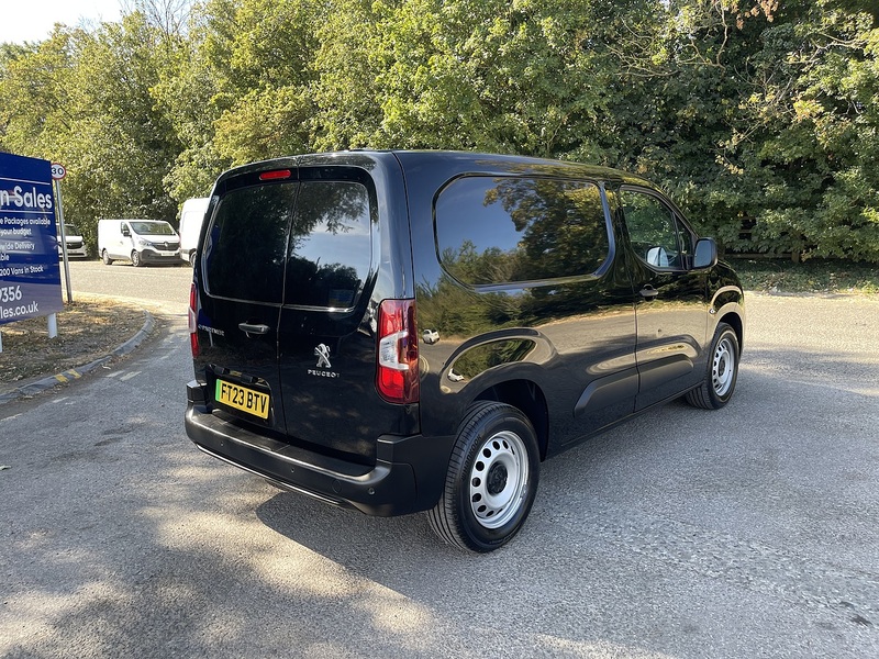 Peugeot e-Partner 800 50kWh Professional Premium + Standard Panel Van Auto SWB 5dr (7.4kW Charger) - U1040