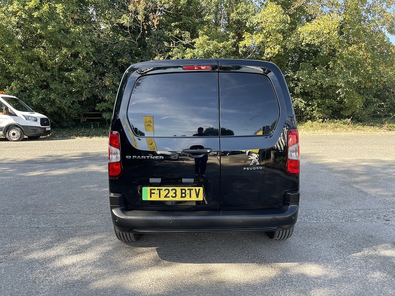 Peugeot e-Partner 800 50kWh Professional Premium + Standard Panel Van Auto SWB 5dr (7.4kW Charger) - U1040