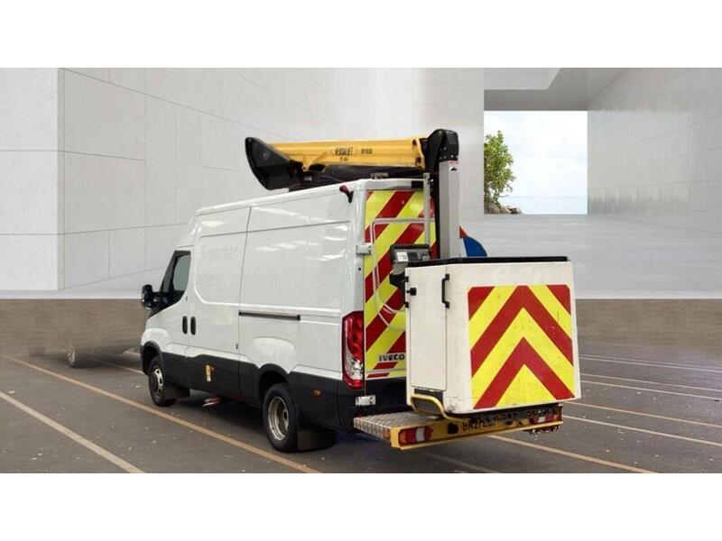 Iveco Daily IVECO DAILY 50C18 3.0 MWB (3520L) Cherry Picker 3.0 5dr Panel Van Manual Diesel - U1043