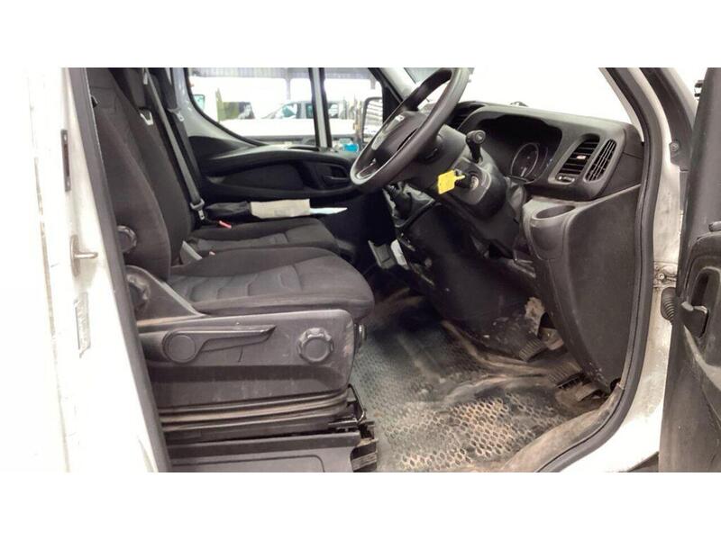 Iveco Daily IVECO DAILY 50C18 3.0 MWB (3520L) Cherry Picker 3.0 5dr Panel Van Manual Diesel - U1043