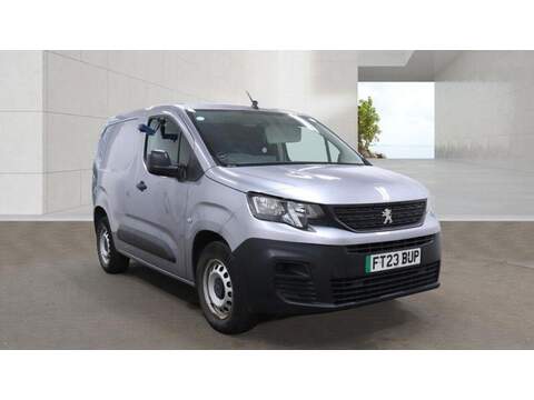 Peugeot e-Partner Boxer Unlisted 