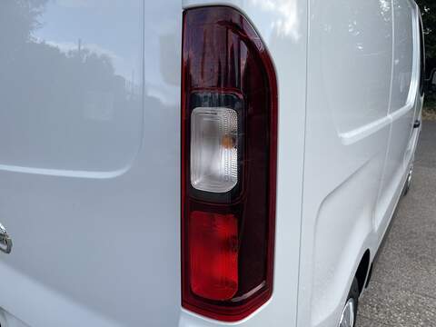 Nissan Primastar 2.0 dCi 28 Acenta L1 H1 Euro 6 (s/s) 5dr - U1060