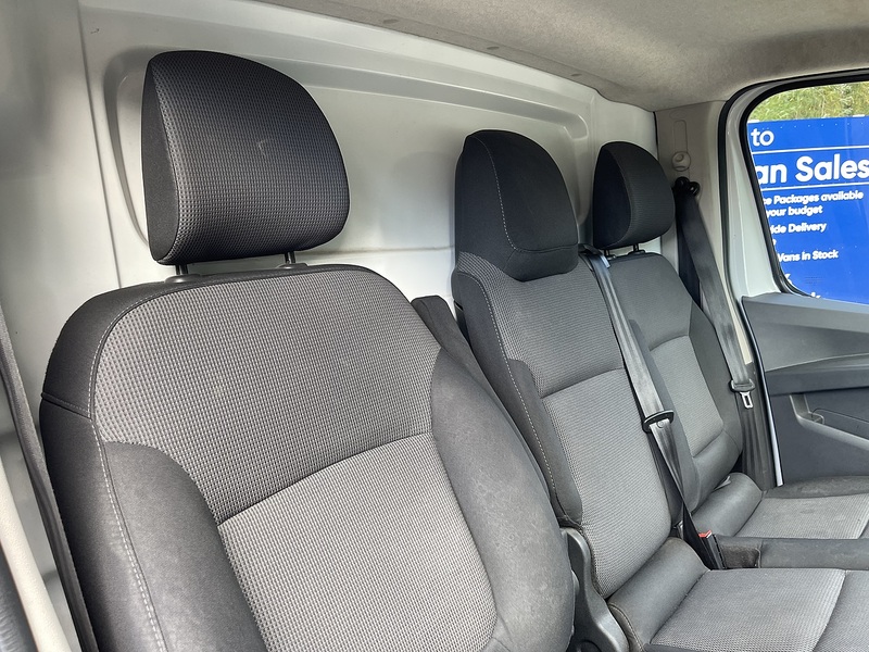 Nissan Primastar 2.0 dCi 28 Acenta L1 H1 Euro 6 (s/s) 5dr - U1060