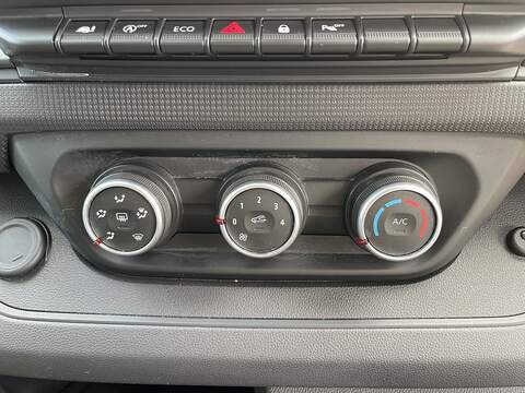 Nissan Primastar 2.0 dCi 28 Acenta L1 H1 Euro 6 (s/s) 5dr - U1060