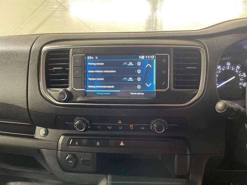 Peugeot Expert 2.0 BlueHDi 1200 Professional Premium + Long Crew Van LWB Euro 6 6dr (6 Seat) - U1066