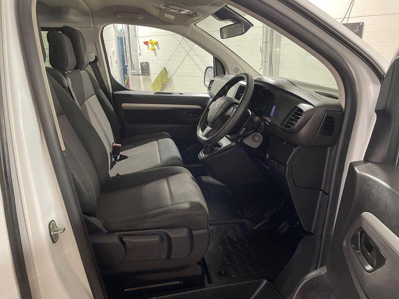 Peugeot Expert 2.0 BlueHDi 1200 Professional Premium + Long Crew Van LWB Euro 6 6dr (6 Seat) - U1066