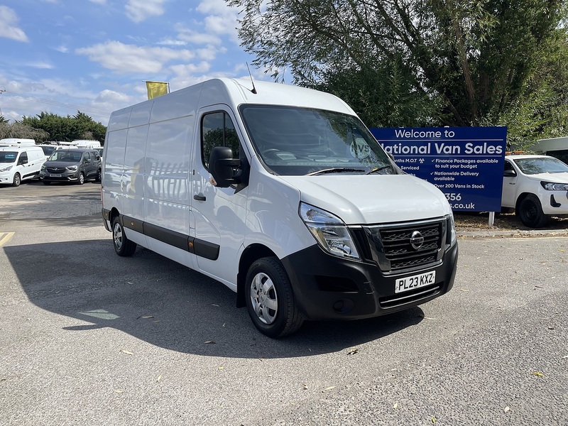 Nissan Interstar 2.3 dCi 35 Acenta FWD L3 H2 Euro 6 4dr - U1075