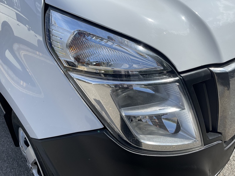 Nissan Interstar 2.3 dCi 35 Acenta FWD L3 H2 Euro 6 4dr - U1075