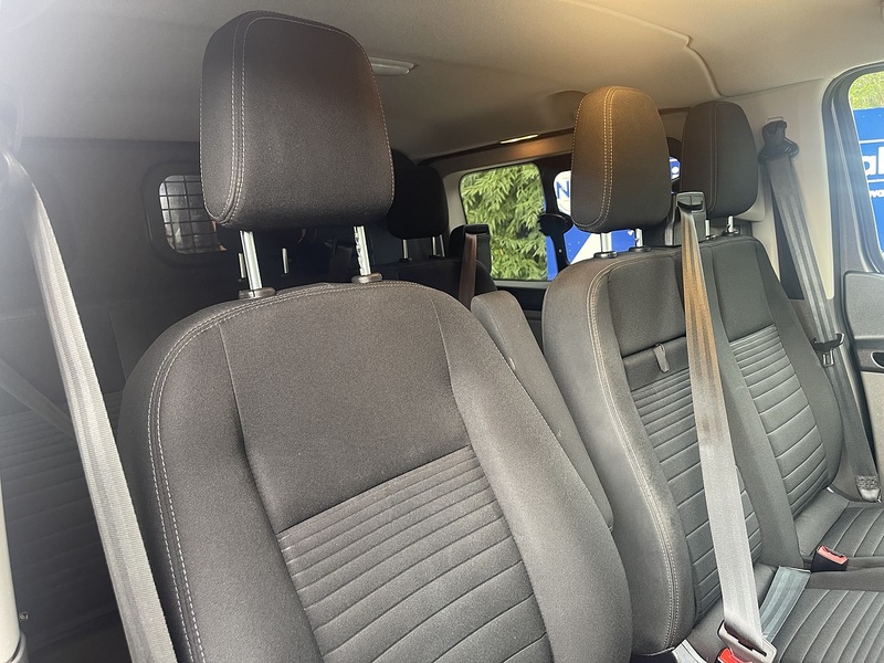 Ford Transit Custom 2.0 320 EcoBlue Limited Crew Van L2 H1 Euro 6 (s/s) 5dr (6 Seat) - U1076