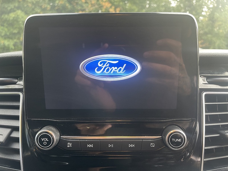 Ford Transit Custom 2.0 320 EcoBlue Limited Crew Van L2 H1 Euro 6 (s/s) 5dr (6 Seat) - U1076