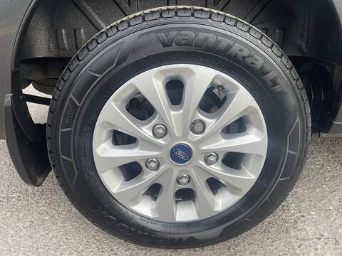 Ford Transit Custom 2.0 320 EcoBlue Limited Crew Van L2 H1 Euro 6 (s/s) 5dr (6 Seat) - U1076