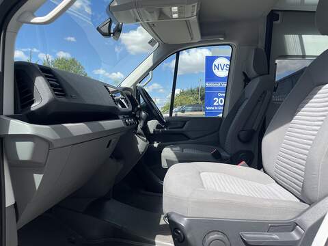 Volkswagen Grand California 2.0 TDI 600 Auto FWD Euro 6 (s/s) 4dr (3.5t) - U1082