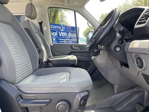 Volkswagen Grand California 2.0 TDI 600 Auto FWD Euro 6 (s/s) 4dr (3.5t) - U1082