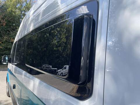 Volkswagen Grand California 2.0 TDI 600 Auto FWD Euro 6 (s/s) 4dr (3.5t) - U1082
