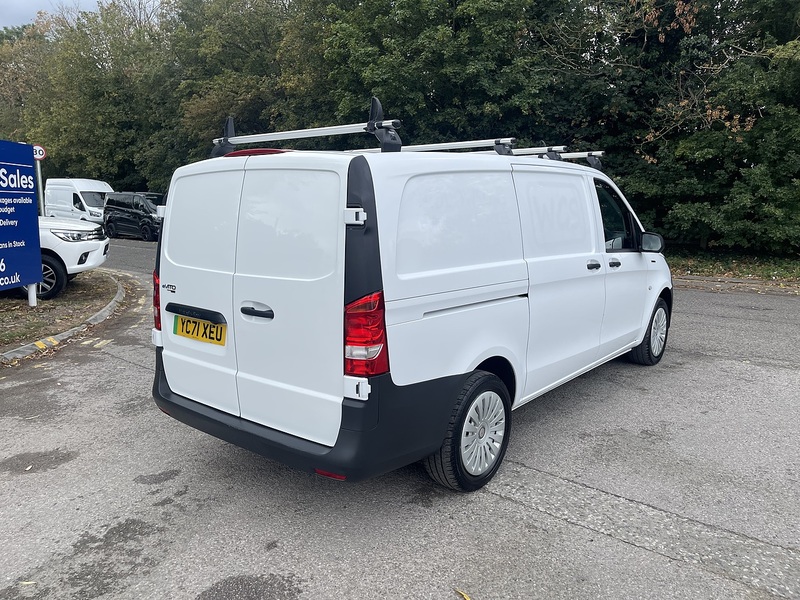 Mercedes-Benz eVito 114 e 41kWh Progressive Auto FWD L2 6dr (LWB) - U1088