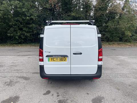 Mercedes-Benz eVito 114 e 41kWh Progressive Auto FWD L2 6dr (LWB) - U1088