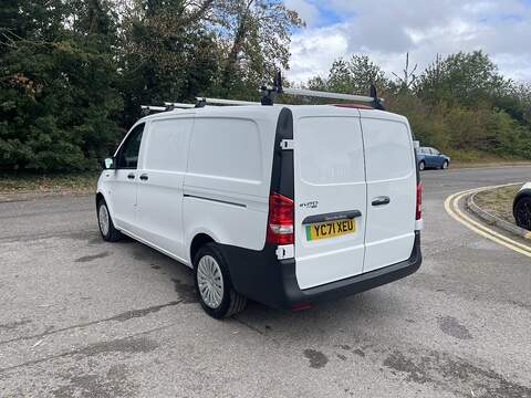 Mercedes-Benz eVito 114 e 41kWh Progressive Auto FWD L2 6dr (LWB) - U1088
