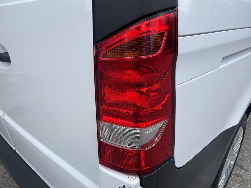 Mercedes-Benz eVito 114 e 41kWh Progressive Auto FWD L2 6dr (LWB) - U1088