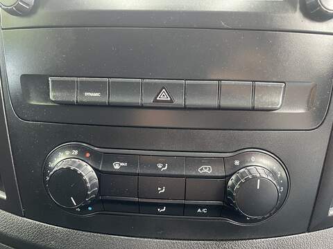 Mercedes-Benz eVito 114 e 41kWh Progressive Auto FWD L2 6dr (LWB) - U1088