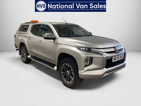 Mitsubishi L200 Hilux Invincible Pickup 2 Manual Diesel