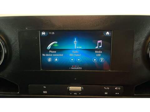Mercedes-Benz Sprinter 2.0 315 CDI Progressive RWD L2 H2 Euro 6 (s/s) 5dr - U1093