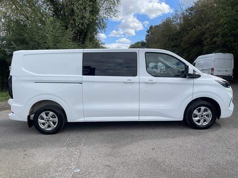 Ford Transit Custom 2.0 320 EcoBlue Limited Crew Van L2 H1 Euro 6 (s/s) 5dr - U1120