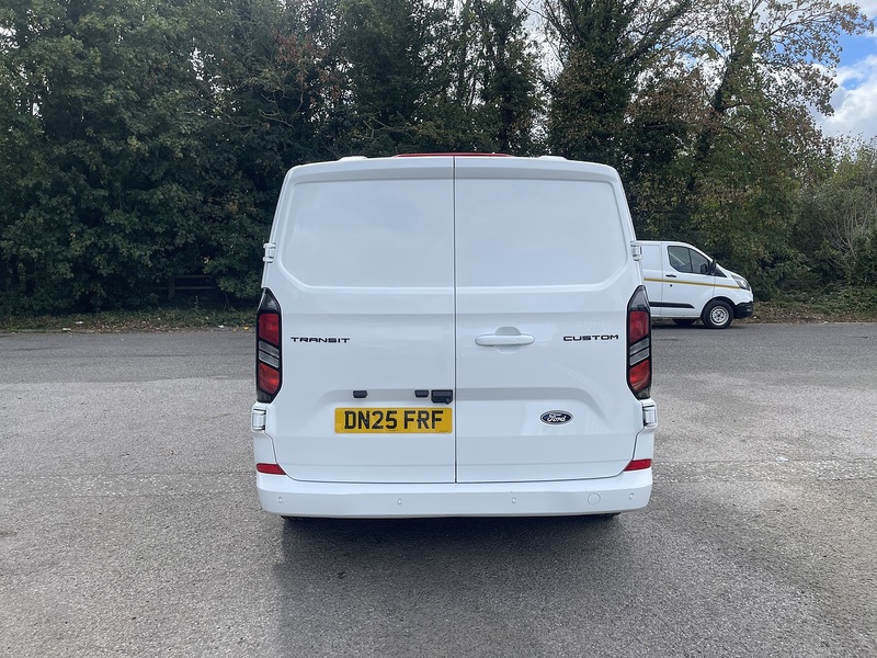 Ford Transit Custom 2.0 320 EcoBlue Limited Crew Van L2 H1 Euro 6 (s/s) 5dr - U1120