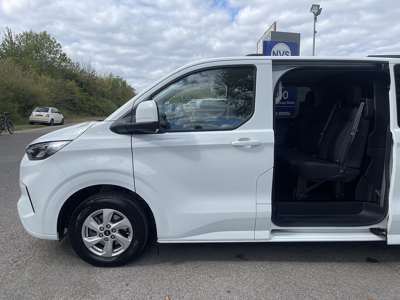 Ford Transit Custom 2.0 320 EcoBlue Limited Crew Van L2 H1 Euro 6 (s/s) 5dr - U1120