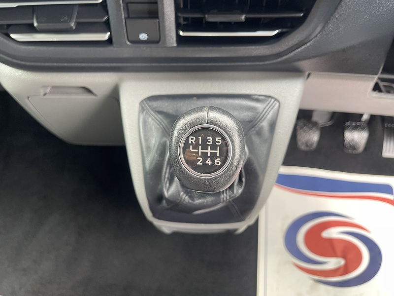 Ford Transit Custom 2.0 320 EcoBlue Limited Crew Van L2 H1 Euro 6 (s/s) 5dr - U1120