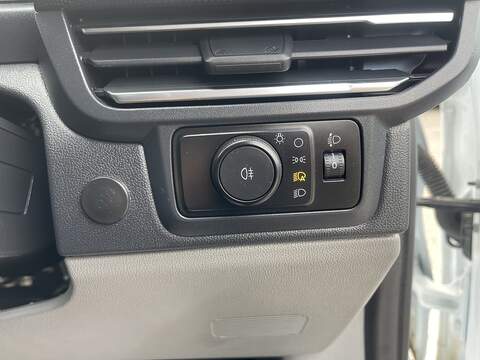 Ford Transit Custom 2.0 320 EcoBlue Limited Crew Van L2 H1 Euro 6 (s/s) 5dr - U1120