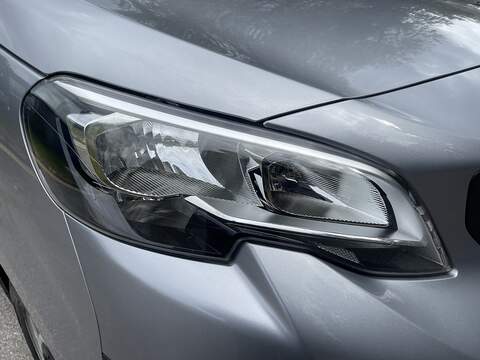 Peugeot Expert 1.5 BlueHDi 1000 Professional Premium + Standard Panel Van MWB Euro 6 (s/s) 6dr - U1129