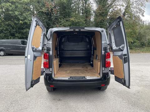 Peugeot Expert 1.5 BlueHDi 1000 Professional Premium + Standard Panel Van MWB Euro 6 (s/s) 6dr - U1129