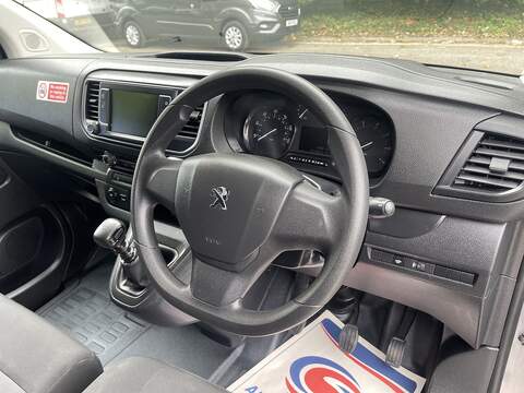 Peugeot Expert 1.5 BlueHDi 1000 Professional Premium + Standard Panel Van MWB Euro 6 (s/s) 6dr - U1129